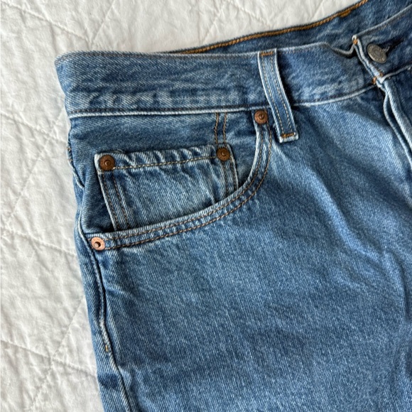 Levi’s Blue High-Waisted Cuffed Jean Shorts - Picture 3 of 9